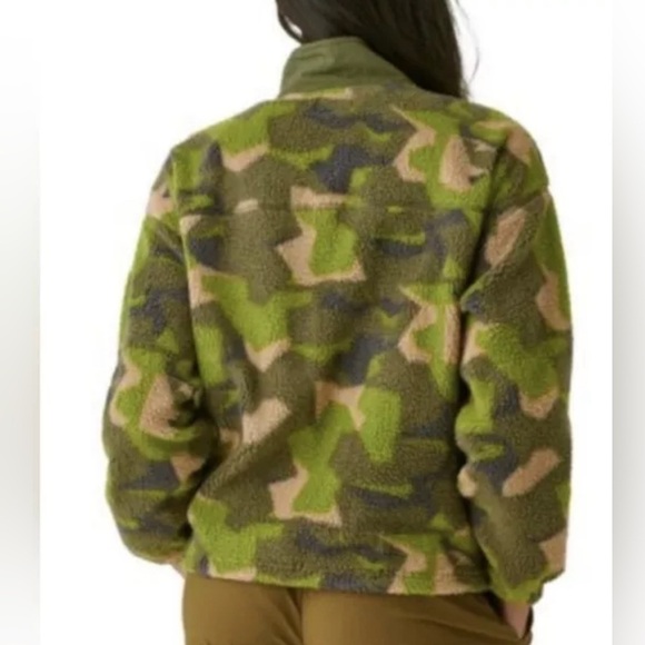 Bass Outdoor Women’s Camo Fleece Front pocket Zipper NWT size XL - Picture 14 of 16